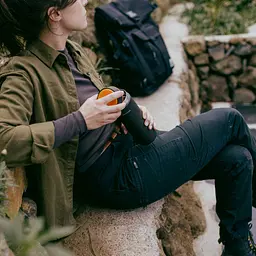 Термос Fiskars On-the-go 0.5 л, колір чорний (1078699) - мініатюра 9