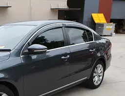 Дефлектори вікон вітровики для Volkswagen Passat B6 2005-2011 4дв Sedan Хром молдинг