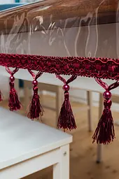 Скатертина силіконова з бордовою бахромою з перлами 300х100 см - мініатюра 5