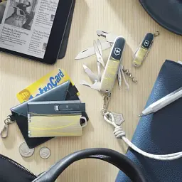 Ніж Victorinox Classic SD New York Style (0.6223.E223) - мініатюра 7
