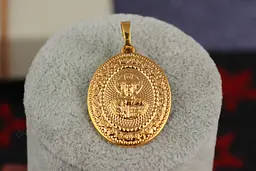 Ладанка Xuping Jewelry кругла Ісус спаситель 3 см золотиста