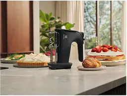 Ручний міксер Electrolux EHM4B (7045997) - мініатюра 6