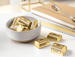 Шоколадні цукерки Hershey's Nuggets Milk Chocolate Almonds 249г - мініатюра 4