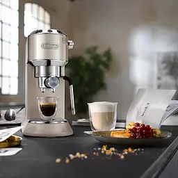 Кавоварка DeLonghi Dedica Arte EC 885 BG (00000023120) - мініатюра 12