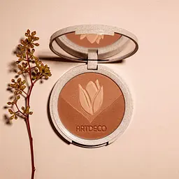 Бронзатор для шкіри обличчя Artdeco Natural Skin Bronzer, відтінок 03 (Bronzing hues), 9г (556645) - мініатюра 2