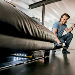 Пилосос акумуляторний Karcher VC 6 Cordless OurFamily (1.198-670.0) - мініатюра 7