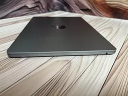 Ноутбук Apple MacBook Air 13.6" 2022 M2/24GB/512GB (GXY2D3K91H) Б/в - мініатюра 5