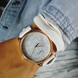 Годинник Timex Tx2r95000