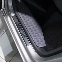 Накладки на пороги для Volkswagen Amarok 2009-2022 Нержавіюча сталь із загином і Логотипом 2 шт (Premium P-VW01) - мініатюра 2