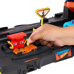 Автотрек Hot Wheels City Ultimate Garage Легендарний гараж (HKX48) - мініатюра 7