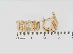 Сережки Xuping Позолота 18K англійський замок "Візерунок з доріжками цирконію" (189152) - мініатюра 2