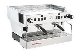 Професійна кавомашина La Marzocco Linea Classic S AV 2GR - мініатюра 4