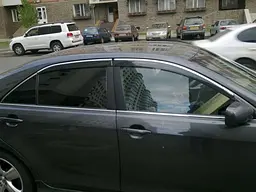 Дефлектори вікон вітровики Toyota Camry V40 2006-2011 Хром молдинг (08611-33080)