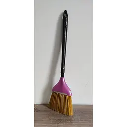 Віник Zambak Plastik №1 пластмасовий зі з'ємною ручкою 15х67см фіолетовий (ZP-260v) - мініатюра 5