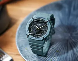 Чоловічий годинник Casio G-Shock Classic Octagon GA-2100PT-2A - мініатюра 2