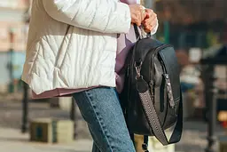 Жіночий шкіряний рюкзак міський чорний 73590 Tiding Bag - мініатюра 8