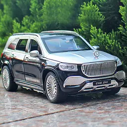 Колекційна металева модель позашляховика АвтоЕксперт Mercedes-Maybach GLS 600 з інерцією, світлом та звуком 1:24 - мініатюра 3