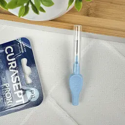 Міжзубний йоржик Curasept Proxi P11, ISO3 (1.1 мм, блакитний), 1 шт
