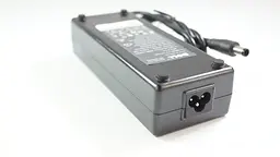 Блок живлення для ноутбука Dell 19.5V, 6.7A, 130W, 7.4x5.0-PIN, 3 hole, black (без кабеля!) - мініатюра 2