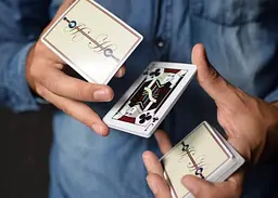 Карти гральні United States Playing Card Company Handshields Modern Edition (PC_HSME) - мініатюра 3
