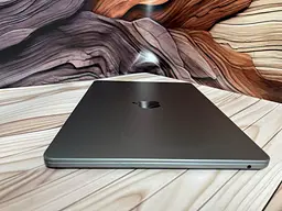 Ноутбук Apple MacBook Air 13.6" 2022 M2/24/512 (RP6R4QF469) Б/в - мініатюра 5