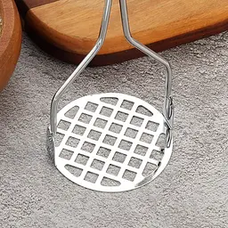 Товкачка картоплем'ялка для картоплі із пластиковою ручкою 23.5 см, Kitchen Master Чорний 87740 - мініатюра 6