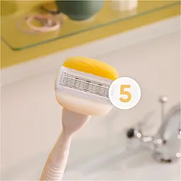 Змінні касети для гоління Venus & Olay Comfort Glide Кокос 4 шт. - мініатюра 3