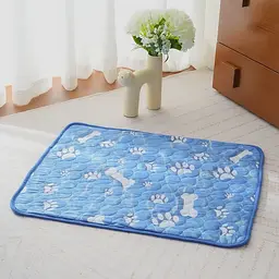 Літня підстилка, що охолоджує Derby Ice Silk Material Summer Pet Cooling Mat Paws&Bones для домашніх тварин 55х70 см