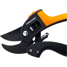 Контактний секатор Fiskars PowerStep P83 з храповим механізмом (1000575) - мініатюра 3