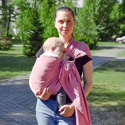Слінг з кільцями для новонароджених малюків з народження до 36 місяців Coolbabka Рожевий