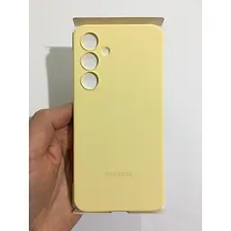 Оригінальний силіконовий чохол Samsung Silicone Case для Samsung Galaxy S24 FE Yellow EF-PS721CYEGWW - мініатюра 3