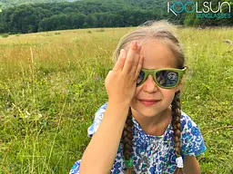 Дитячі сонцезахисні окуляри Koolsun Wave 3+ хакі (KS-WAOB003) - мініатюра 3