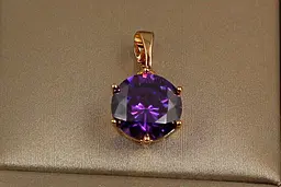 Кулон Xuping Jewelry фіолетовий камінь на шість кріплень 9 мм золотистий