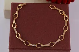 Браслет Xuping Jewelry шестигранні і довгі ланцюжки п'ять з камінням 18 см 7 мм золотистий