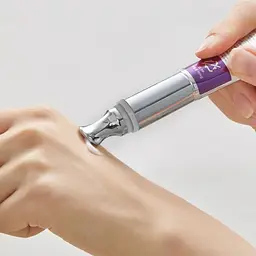 Ліфтинг крем для шкіри навколо очей VT Cosmetics Reedle Shot Lifting Eye Cream 15 мл - мініатюра 5