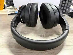 Бездротова ігрова гарнітура PG4 LED для PS4, PS5, ПК — об'ємний звук 2,4 ГГц 7.1, ігрові навушники Bluetooth - мініатюра 3