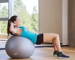 М'яч для фітнесу (фітбол) PowerPlay 4001 Ø65 cm Gymball Сірий + помпа (PP_4001_65_Grey) - мініатюра 2