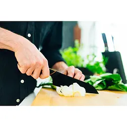 Ніж для шеф-кухаря Fiskars Edge 19 см (1003094) - мініатюра 3
