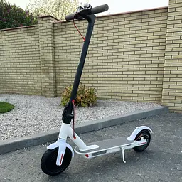 Електросамокат KUGOO M365 PRO Max 500W 11 Ah білий - мініатюра 2