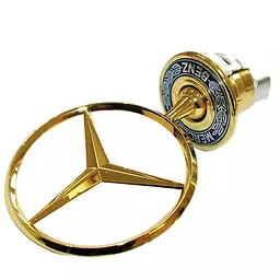 Емблема приціл на капот Mercedes-Benz-Benz Золотий напис W124 W210 W202. W203 W204 W221 W211 W212 W222 метал (OEM a2218800086) - мініатюра 2