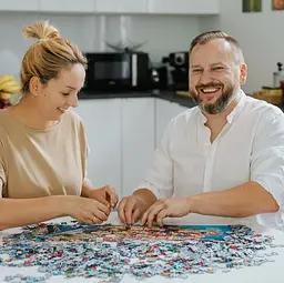 Пазл Грю і Міньйони: Під прикриттям - 1000 елементів Trefl 10820 - мініатюра 4