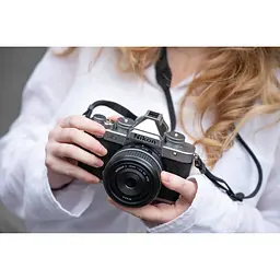 Бездзеркальний фотоапарат Nikon Z f Body Silver (VOA123AE) [176290] - мініатюра 8