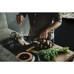 Сковорода чавунна Fiskars Norden 26 см (1026569) - мініатюра 5