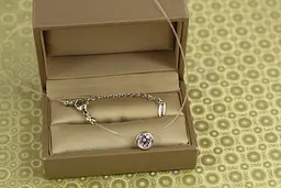 Ліска Xuping Jewelry з кулоном в обідку 8 мм 40 см додаток 5 см срібляста