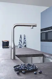 Змішувач для кухні з висувним виливом Grohe Essence Smartcontrol 31615DC0, Нержавіюча сталь - мініатюра 3