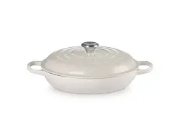 Каструля Le Creuset Signature Cast Iron Shallow Casserole 30 см Meringue 21180307164430