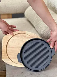 Блюдо чавунне на підставці "Гриль" 22 см - мініатюра 6