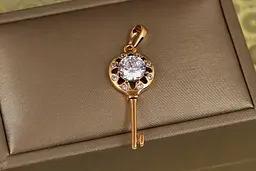 Кулон Xuping Jewelry англійський ключ 3,2 см золотистий