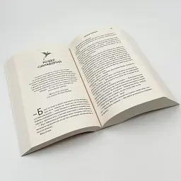 Залізне полум`я - Ребекка Яррос | Клуб Сімейного Дозвілля, книга українською, нова, м'яка - мініатюра 3