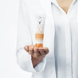 Сонцезахисний крем проти пігментних плям 3 в 1 Vichy Idеal Soleil з тонуючим ефектом SPF 50+ 50 мл (M9740000) - мініатюра 5